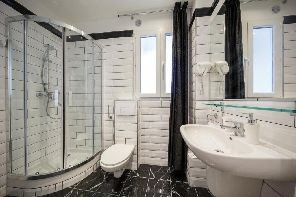 דירות פריז Near Eiffel Tower - Beautiful Flat מראה חיצוני תמונה